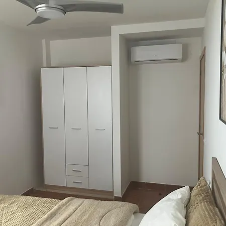 Narancsvirag Apartamento *